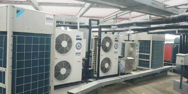 中央空調(diào)布局問(wèn)題，需要提前確定好嗎？