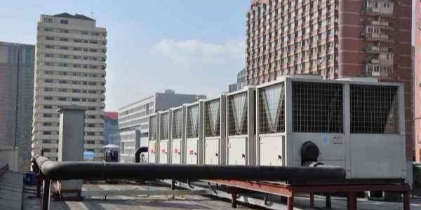 空氣能熱泵采暖一天要耗多少電？