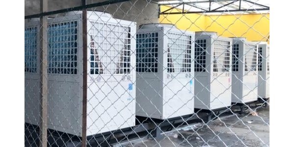 空氣能熱泵走進學校，為學生帶來24小時不間斷熱水體驗
