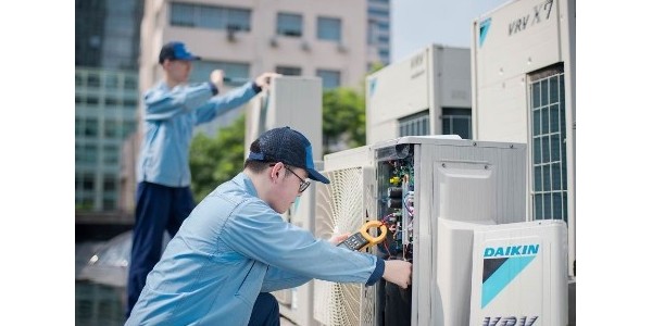 大金中央空調(diào)多長時間維護(hù)一次？.jpg